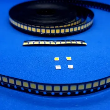 LED SMD 3v CERÁMICA EMC — imagen 1